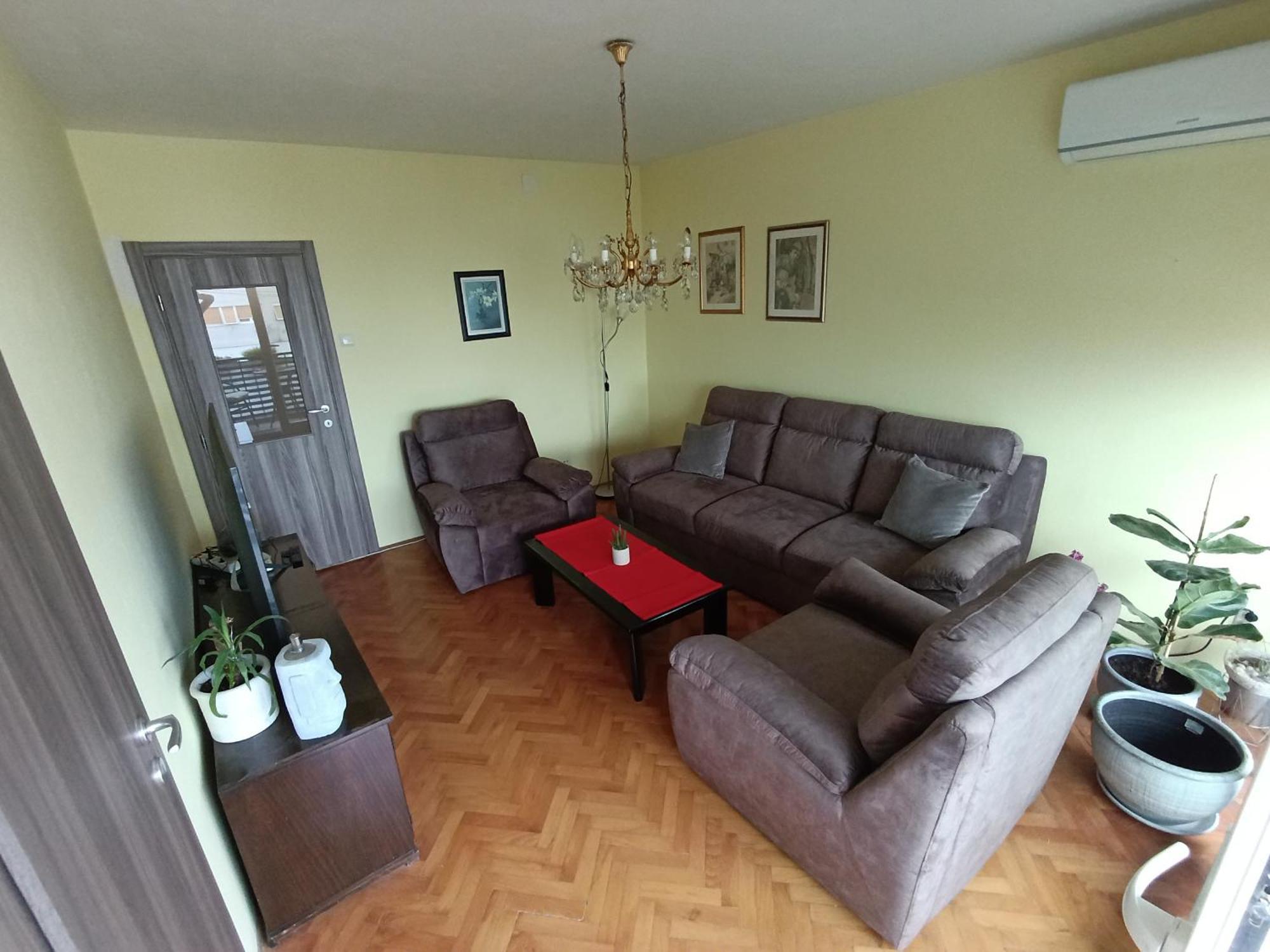 Sunshine Apartment *